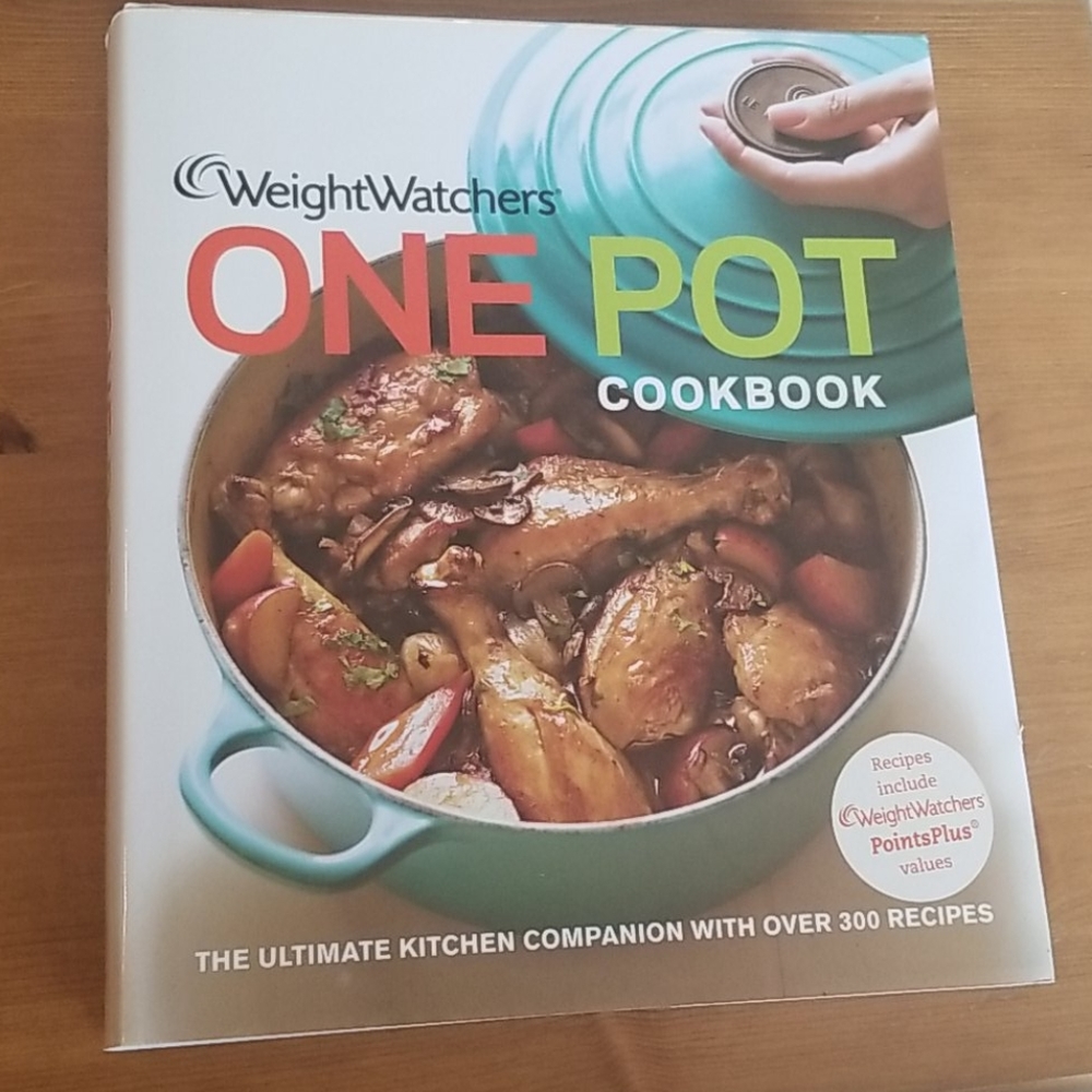 WW One Pot Cookbook, Hardcover, 300+ Recipes, 374 Pages, Many Pictures, Healthy